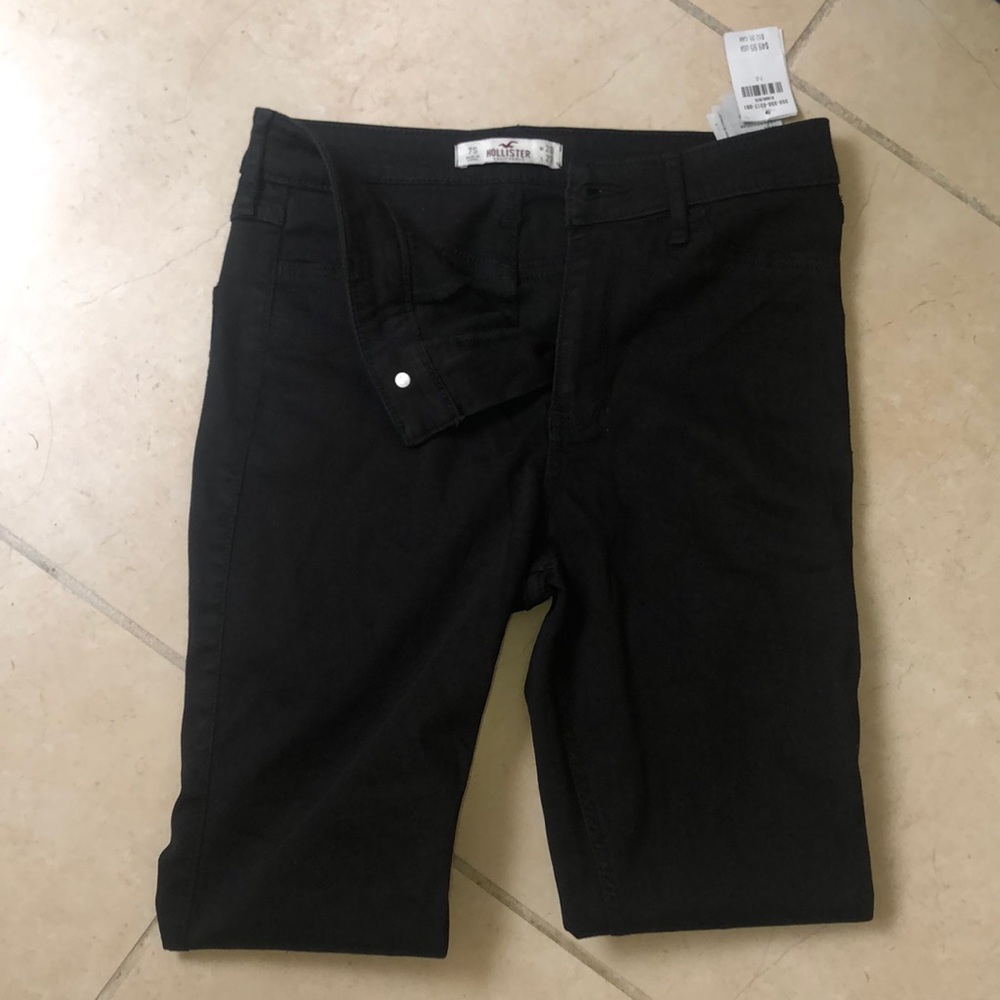 HOLLISTER NEW HIGH WAISTED SKINNY JEAN BLACK 7S